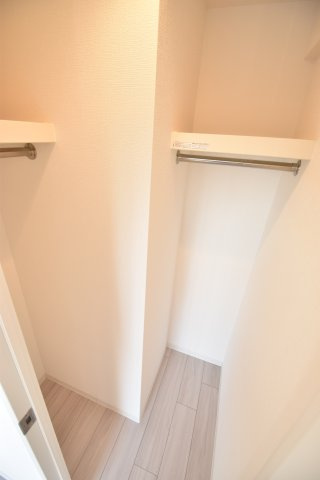 大阪市城東区新喜多２丁目の賃貸マンションの収納