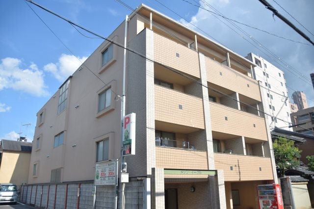 メゾン・イーグル