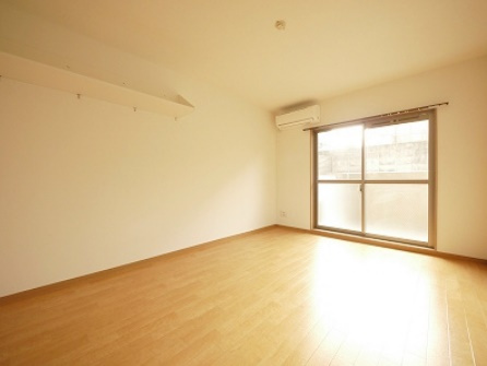 メゾン・イーグルの居間・リビング