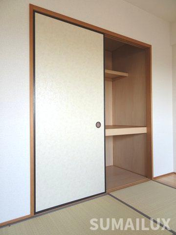 熊本市東区戸島６丁目の賃貸マンションの収納