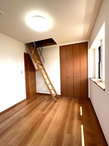 【仲介手数料０円】平塚市南金目　中古一戸建ての洋室|平塚市南金目　中古一戸建て