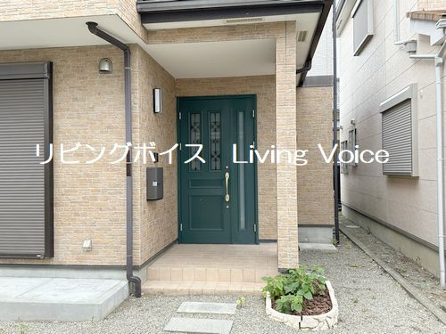 【仲介手数料０円】平塚市南金目　中古一戸建ての玄関|平塚市南金目　中古一戸建て