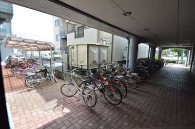 【駐車場】 | ブラン・ルージュ元今泉