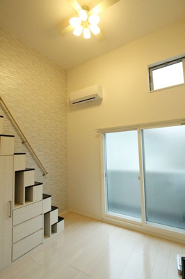 【バルコニー】 | イル・マーレ 香住ヶ丘 | 別号室の写真になります。現況優先。