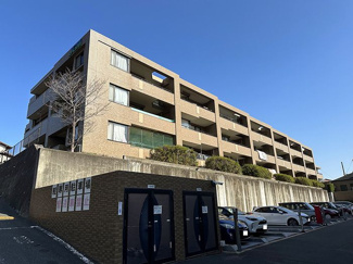 【外観】 | 【JGMヴェルデ友丘弐番館】２０２４年６月、リフォーム完成いたしました♪少しでも気になる方はすぐにご連絡ください。住宅ローン・その他ご質問等いつでもお待ちしております。