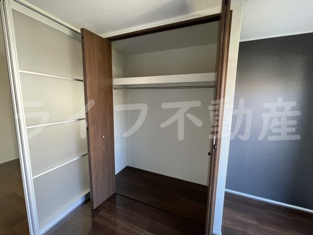 プレセアコート花園B棟の収納|十分な収納スペースがあります