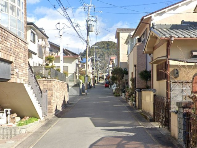 【前面道路含む現地写真】 | 山科区四ノ宮小金塚　中古戸建