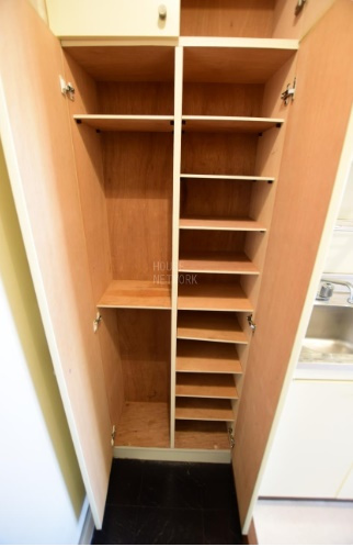 DETOM-1鴨川の収納