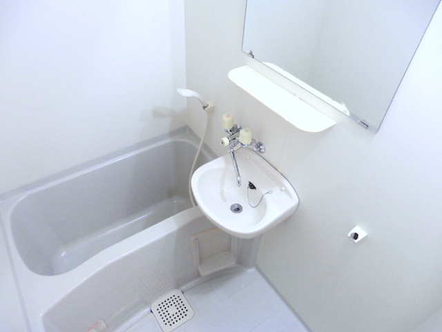 心悠館東堀川の浴室