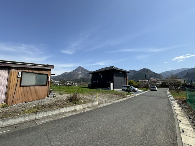 ‐三丁目不動産‐　秩父市久那の外観