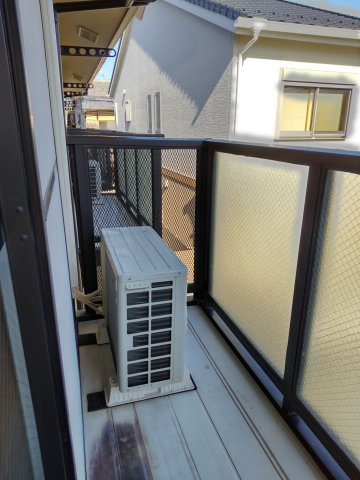 メゾン御所北のバルコニー