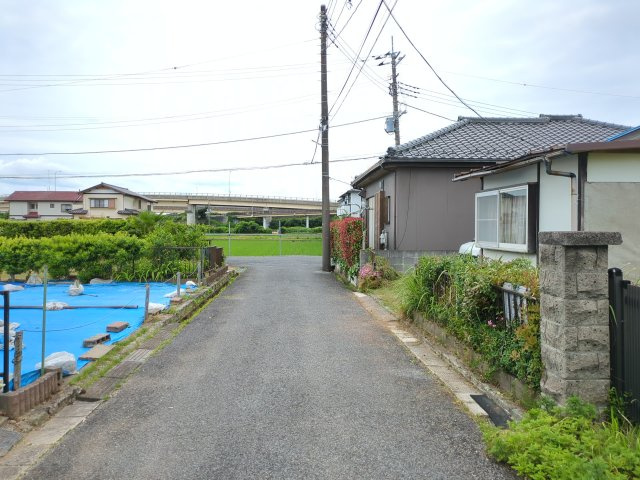 【前面道路含む現地写真】 | 東金市台方　中古戸建