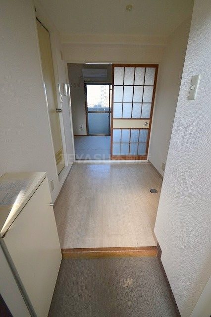 広島市西区南観音６丁目の賃貸マンションの玄関