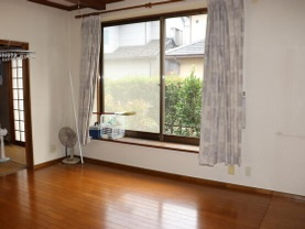 熊谷市石原の洋室