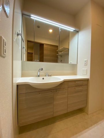 D-residence茨木水尾の洗面所