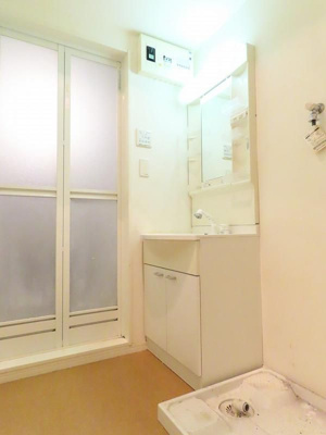 【洗面所】 | RAINBOW南福岡 | 別号室の写真になります。現況優先。