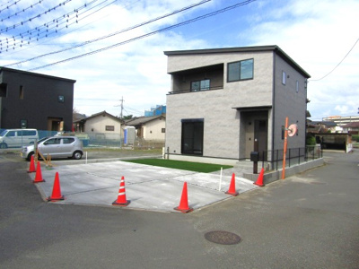 【駐車場】 | エンゼルハウス甲斐市竜王① | 駐車場があります