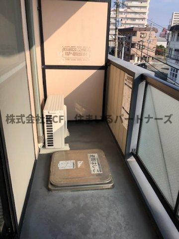 久留米市津福本町の賃貸マンションのバルコニー|バルコニーからの眺めを楽しみながら食事をしませんか