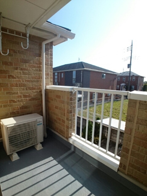 【バルコニー】 | アンジュ・パル | バルコニー