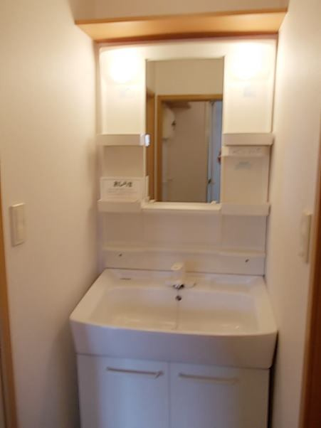 アンジュ・パルの独立洗面台|洗面所