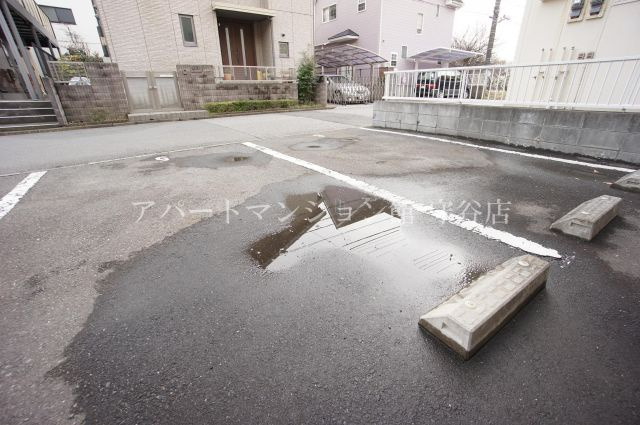 第二AMビルの駐車場