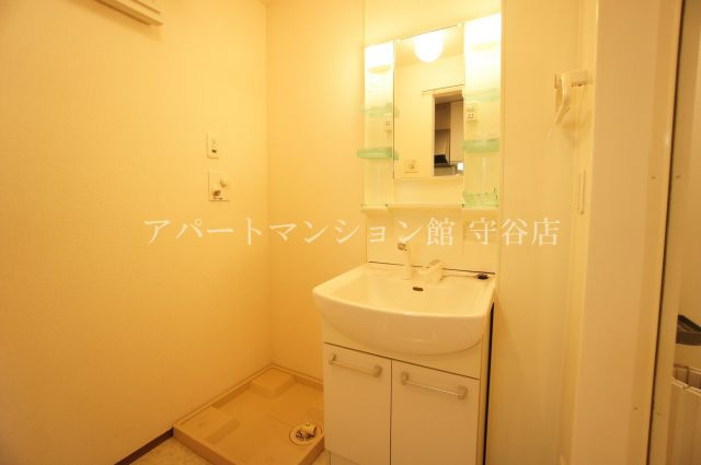 第二AMビルの独立洗面台