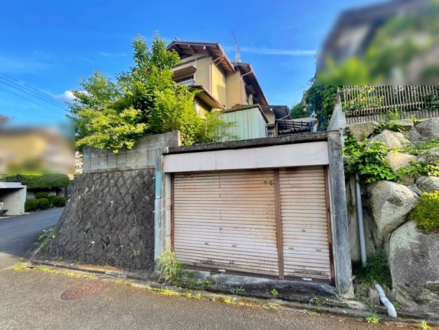 中古戸建　西つつじケ丘大山台１丁目の前面道路含む現地写真