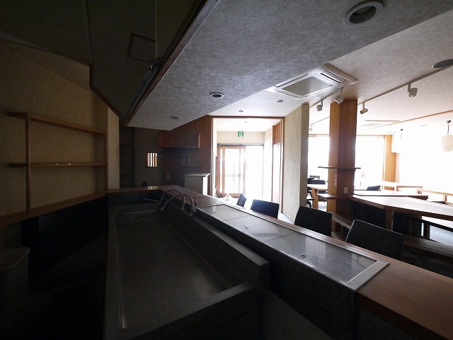 南郡山筒井店舗（667-2）の内装