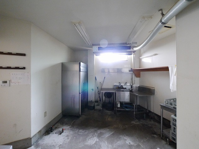 南郡山筒井店舗（667-2）の内装