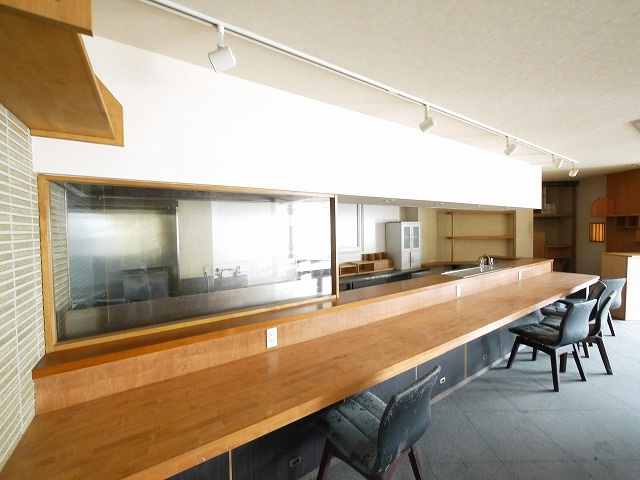 南郡山筒井店舗（667-2）の内装