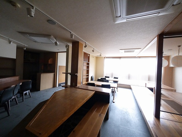 南郡山筒井店舗（667-2）の内装