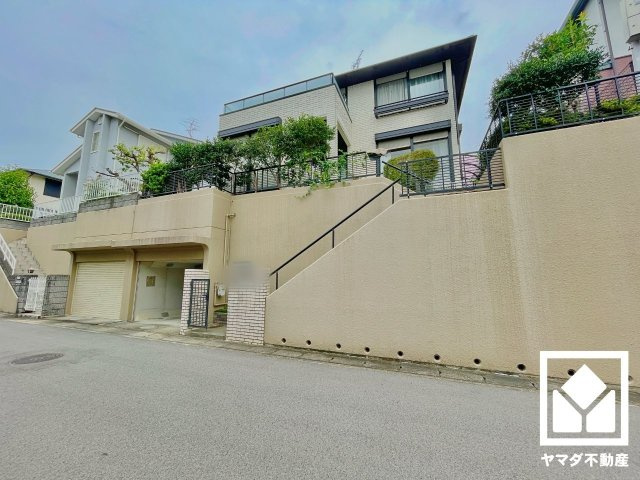 宇治市平尾台３丁目の外観