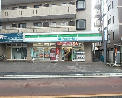 ファミリーマート小金井東町一丁目店まで50m