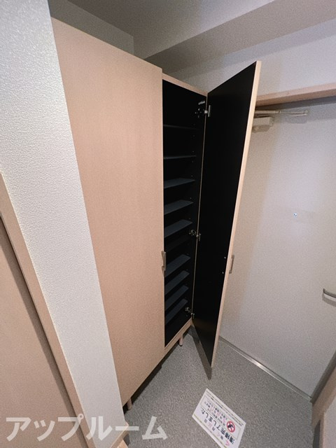 Charmant　Mukaiyamaの玄関