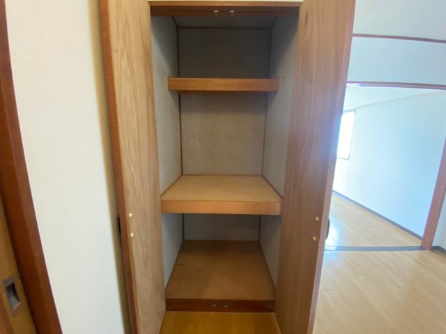 【収納】 | レジデンス・クレディ | ※写真は反転タイプのお部屋になります


