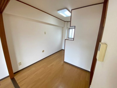 【キッチン】 | レジデンス・クレディ | ※写真は反転タイプのお部屋になります

