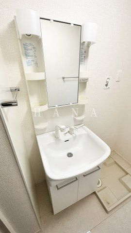 ソル・セレッソの独立洗面台
