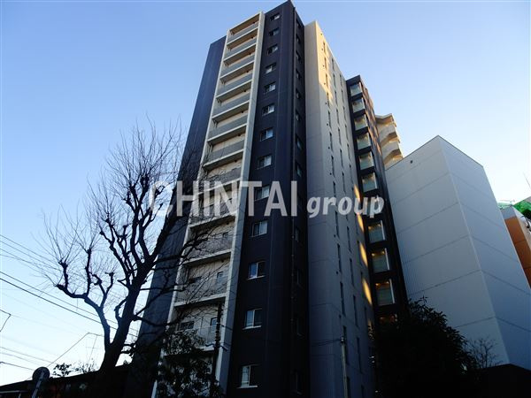 パークアクシス幡ヶ谷の外観