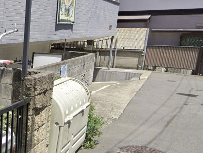 パステル代田橋のエントランス