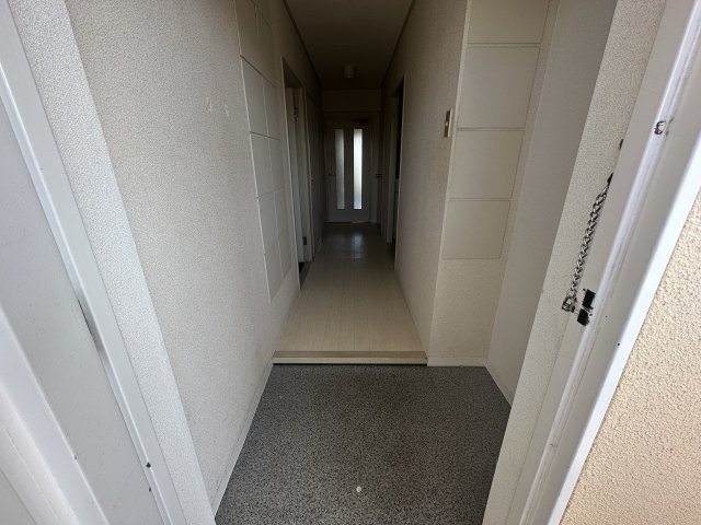 矢倉ハイツの玄関