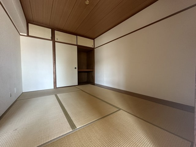 矢倉ハイツの寝室