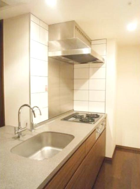 パークキューブ春日安藤坂のキッチン|※写真は同タイプの別室になります