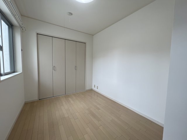 ノアール リシェの寝室