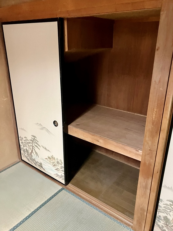 大野台戸建の収納