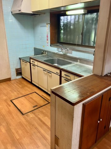 大野台戸建のキッチン