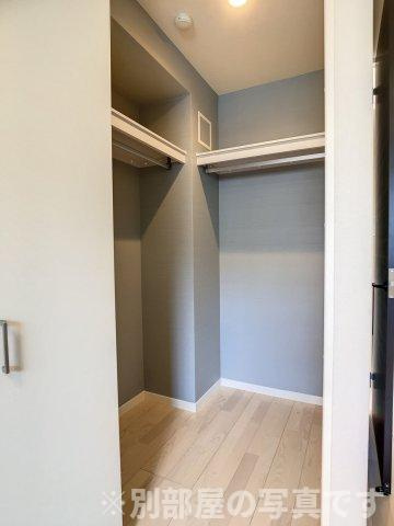 直方市知古１丁目の賃貸マンションの収納