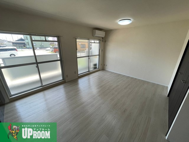 オークマンションの居間・リビング