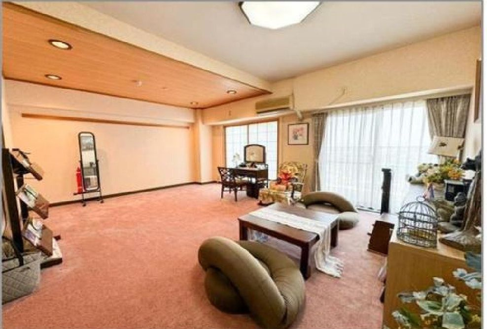 ツインシティヴェール高崎　中古マンションの居間・リビング|ゆったりとした居間です