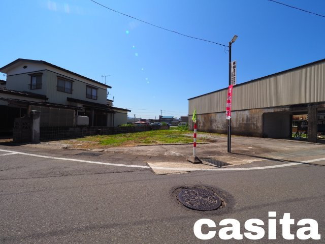 【外観】 | 【建築条件なし】大仙市長野柳田 羽後長野駅まで350m 間口の広い計85.27坪