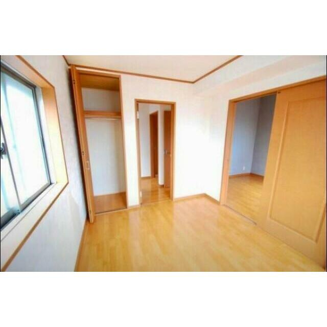 小路北町　中古一戸建ての洋室|洋室6帖
■物件内覧・資金計画相談・住宅ローン相談、リフォーム相談、お問合せ受付中■
※当日・翌日のご内覧、ご相談はお電話でのお問合せがスムーズです！